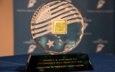 Carter receives statesmanship award